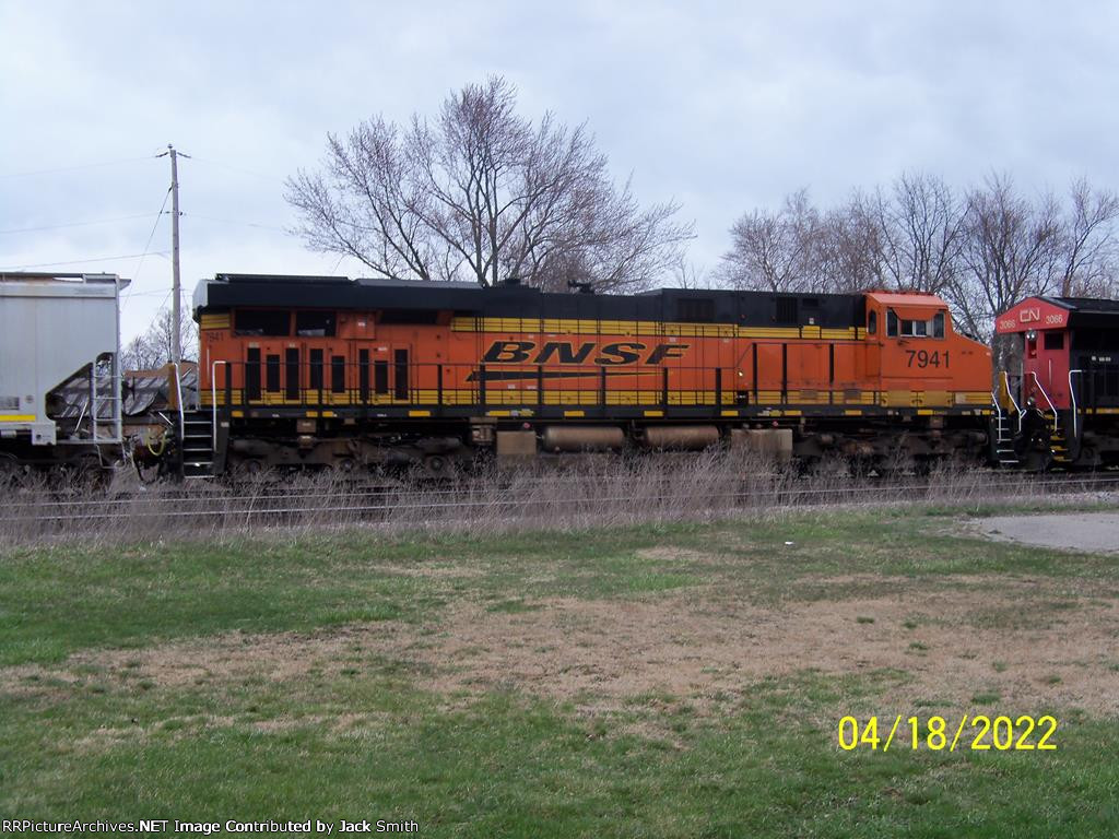 BNSF 7941